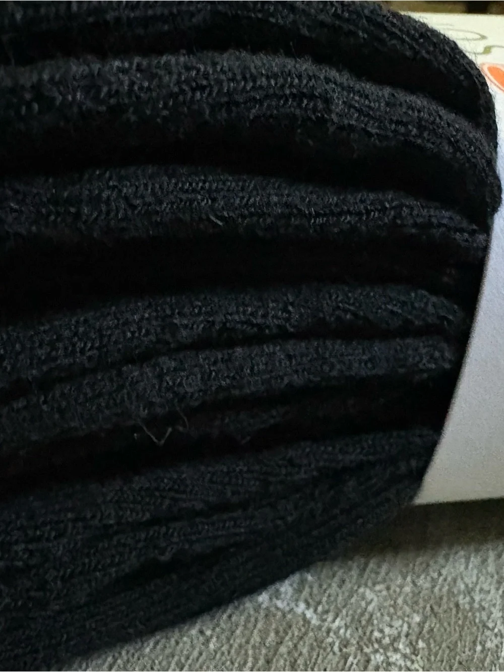 Sofsole Cushioned Comfort Crew Socks for Men - Black